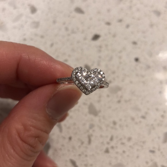 Stamped 925 cz heart ring - Picture 2 of 5